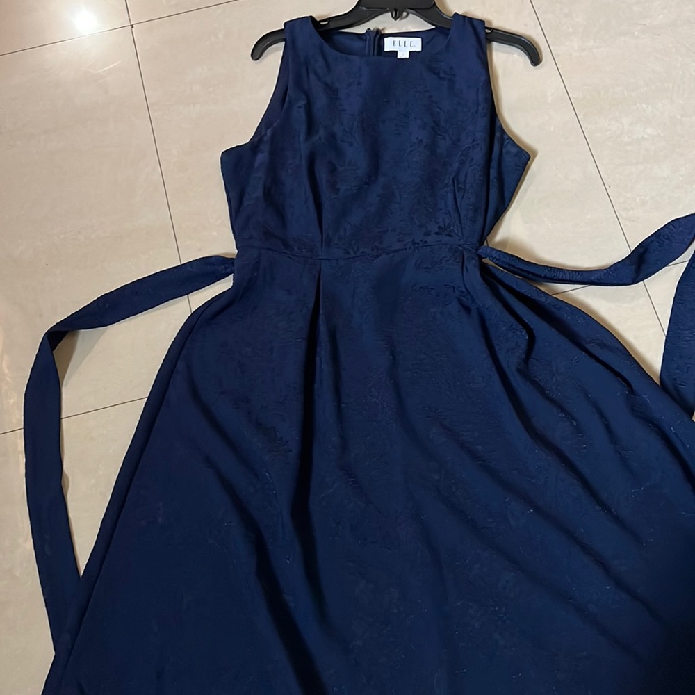 ELLE | Dress